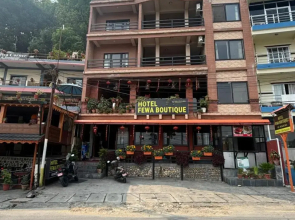 Hotel Fewa And Mike's Old Kitchen