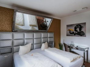 Robrooks Hotel Garni