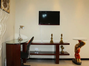 Nomads Court Lodge
