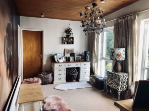 3 Bed Cottage - Sleeps 6 - Pets - Garden - Parking
