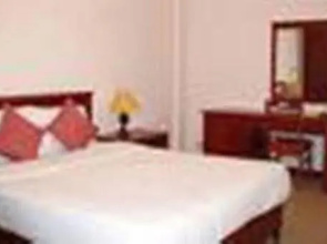 Royal Hotel J.V.C