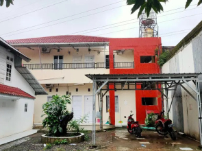 OYO 90090 Adhyaksa Syariah Guest House