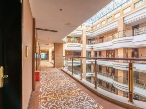 Xuefu Hotel