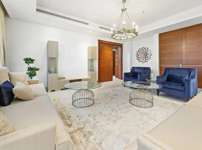 WelHome - Luxe Villa With Private Pool Near The Beach