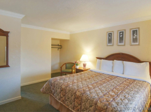 Wine Valley Lodge