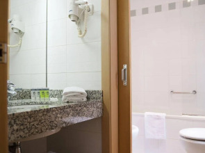 Aspasios Plaza Real Apartments