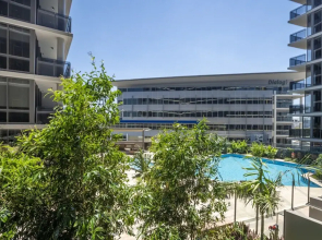 Brisbane One Apartments by CLLIX