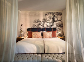 Anantara Stanley & Livingstone Victoria Falls Hotel