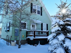 Vintage-cottage