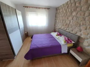 Apartment Romana