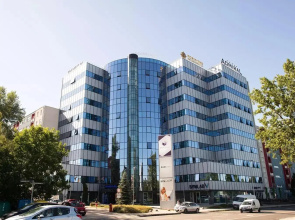 Large Modern Flat with Balcony - Lake Jarun