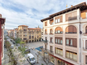 BILBAO COSTA by Aston Rentals