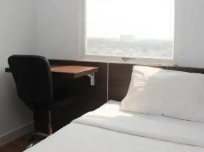 Homey And Minimalist 2Br At Patraland Urbano Apartment