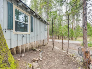 Serene Bass Lake Cabin Near Shopping & Dining!