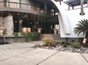 Pipe Dream Villas Resort