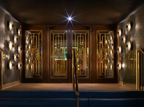 Hotel Indigo London - 1 Leicester Square by IHG