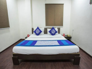 Hotel Dawar Regency by OYO