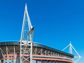 City Retreat, 2 Bed House with Cloudstream Hot Tub