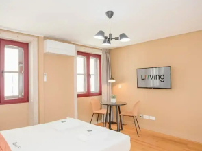 Liiiving in Porto Historic Cl Rigos Studio - 4F