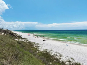 Gulf Views - Large Private Pool - Deeded Beach - Sleeps 14