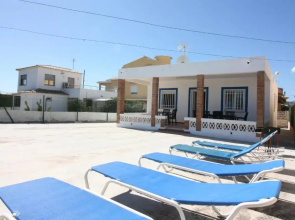 Oliva Holidays 4