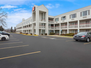 Econo Lodge Willowbrook