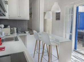 Konstantinos and Eleni's Apartment