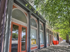 'kentucky Bourbon Loft' ~ Downtown Louisville