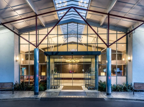 Waipuna Hotel & Conference Centre