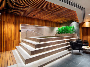 DoubleTree by Hilton Hotel Istanbul - Piyalepasa