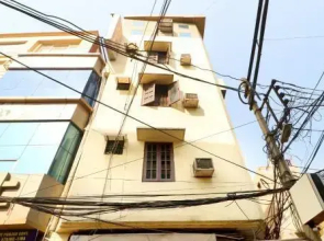 OYO 23084 Chhabra Guest House