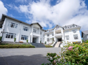 Navy Hotel Da Lat