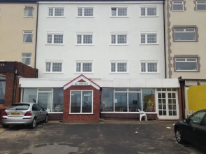Blue Waves Hotel