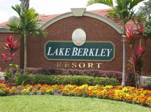 Lkb1029lkb 4 Bedroom Villa in Lake Berkley