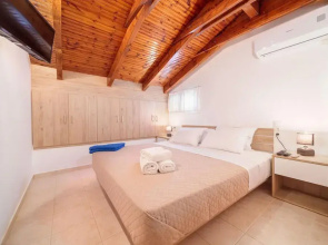 Iphigenia Apartments at Katelios