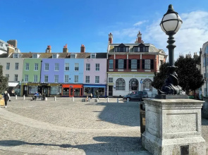 Cozy 1-bedroom Apartment Near Margate Seafront