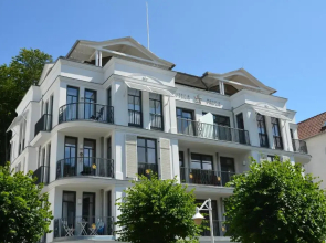 Villa "Paula" F501 WG 03 strandnah mit Kamin, Terrasse, Balkon