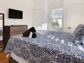 8 Bedroom, Harrill Street