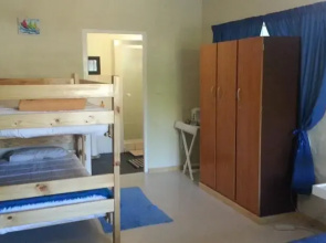 Island Lodge Backpacker