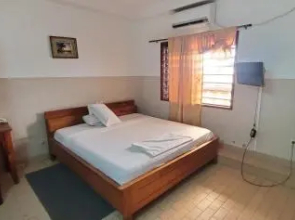 Royal Hotel