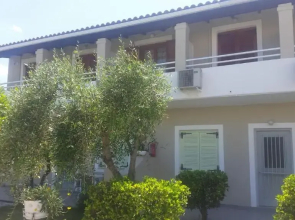 Alexandros Studios Apartments