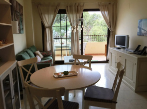 Delightful Apartment On The Costa Blanca With Pool And Sea Views, 100m