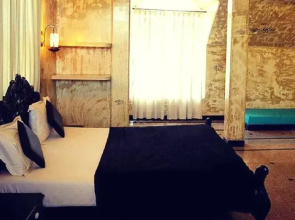 Rajmahal Villa by FabHotel