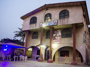 Moye Hotel