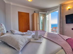 Beautiful Holiday Home With Private Pool, Nice Garden With Relax Area, Taverne