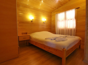 Baris Pension & Bungalows