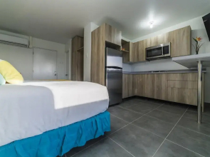 Turibana Plaza Suite 10