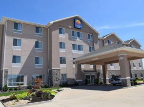 Comfort Inn & Suites Marion I-57