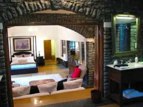 The Mountbatten Lodge