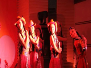 Huachen Hotel